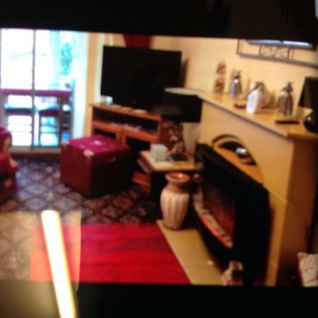 The Little Hideaway Apartment Fleetwood Bagian luar foto