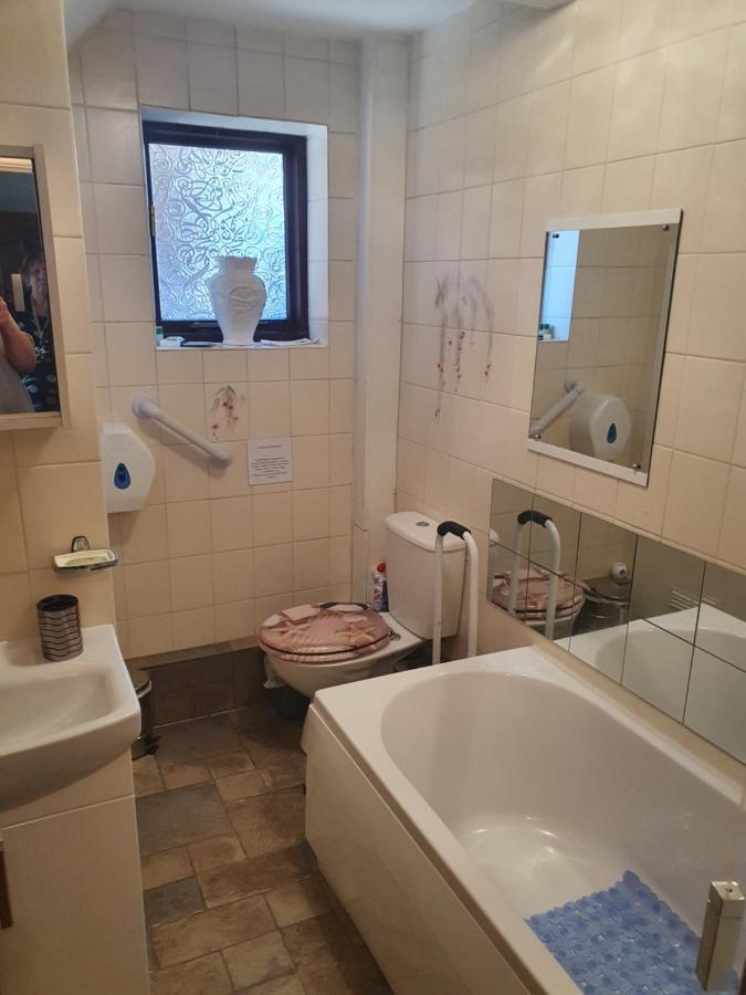The Little Hideaway Apartment Fleetwood Bagian luar foto